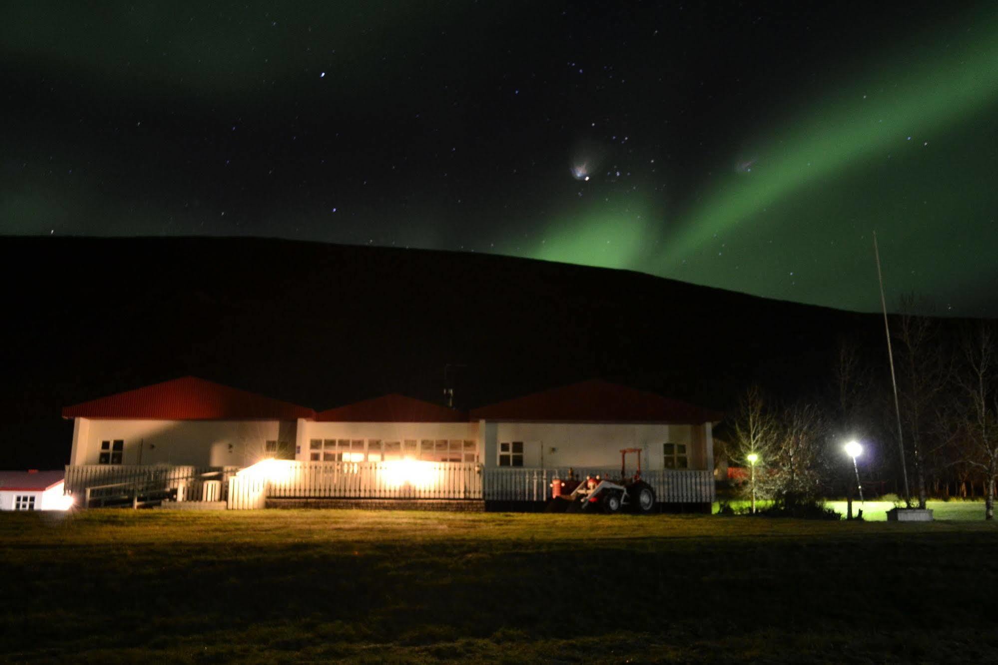 Hotel Sveinbjarnargerdi Svalbarthseyri Екстер'єр фото
